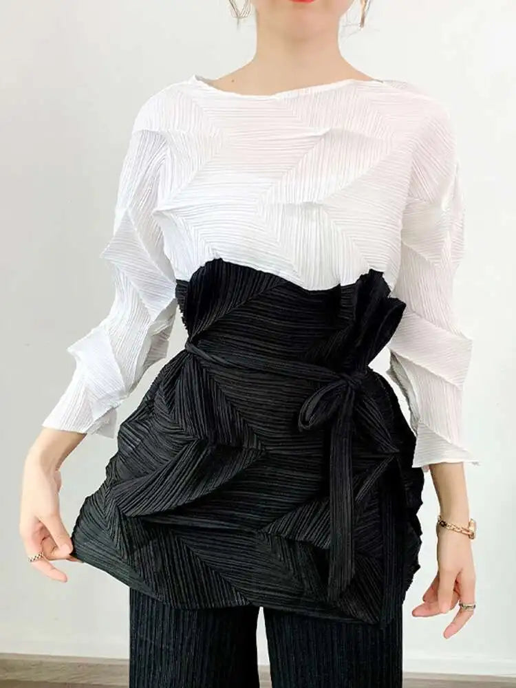 LANMREM Elegant Pleated T-shirt For Women O-neck Long Sleeves Loose Color Block Belt Tops Female Clothes 2025 Spring New 2YA630