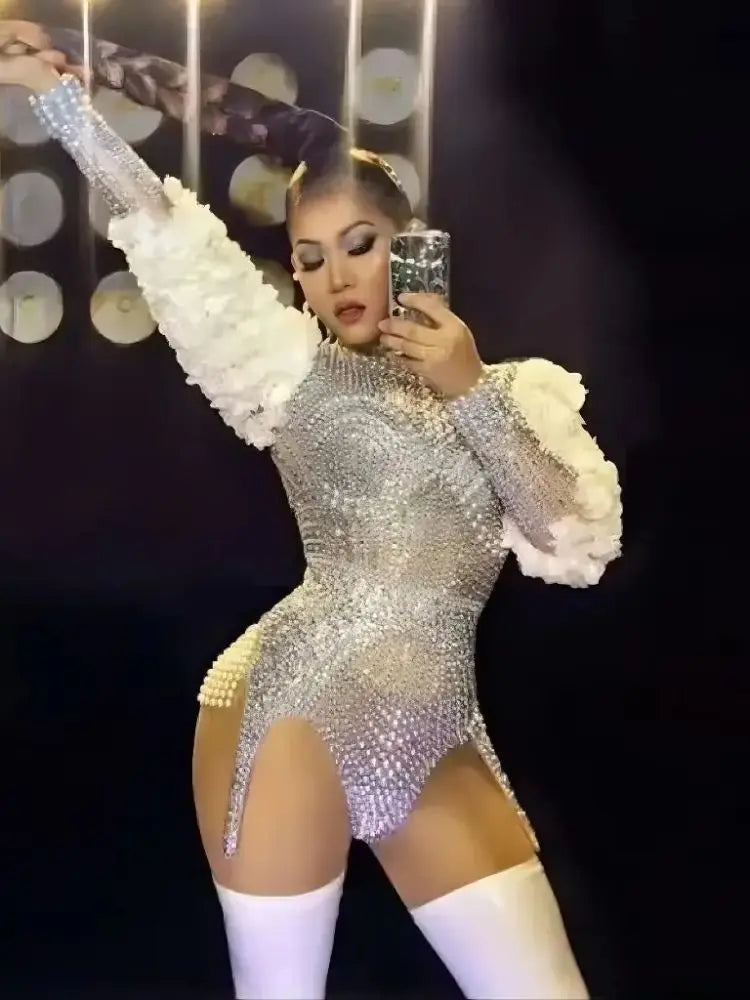 Shining Luxury Tight Bodysuit Women Sexy Pearls Rhinestone Flowers Stage Outfit Performance Dance Costume Nightclub Wear 2024