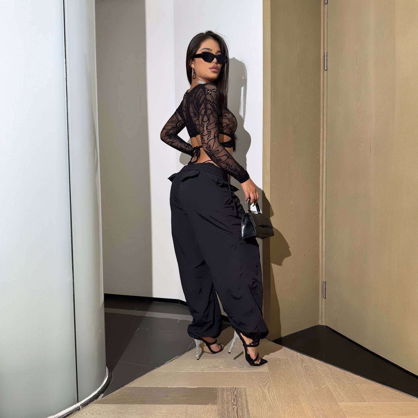 Women's High-End Sexy Lingerie With Backless Cross-Tie Straps