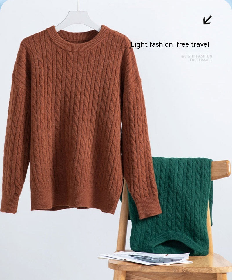 Verdickter Pullover mit Vintage-Drehung und Rundhalsausschnitt