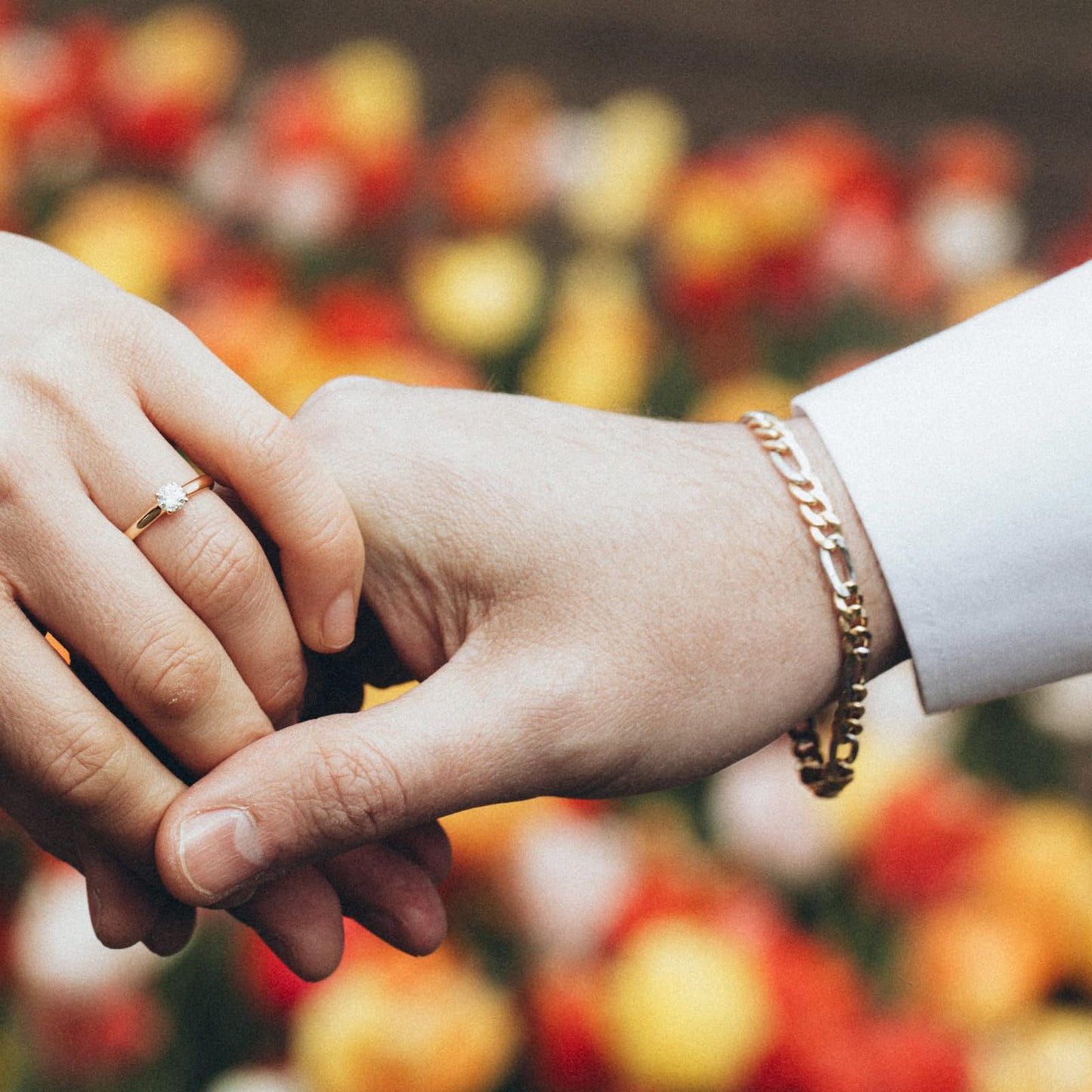 EDELIND Goldarmband Herren 333 Echtgold | Länge 19 cm | 5,7 mm | 8 Karat Goldarmband | Bicolor Goldarmband hohl Gelbgold/Weißgold | Armband Figarokette Gold | Schmuck-Geschenkbox