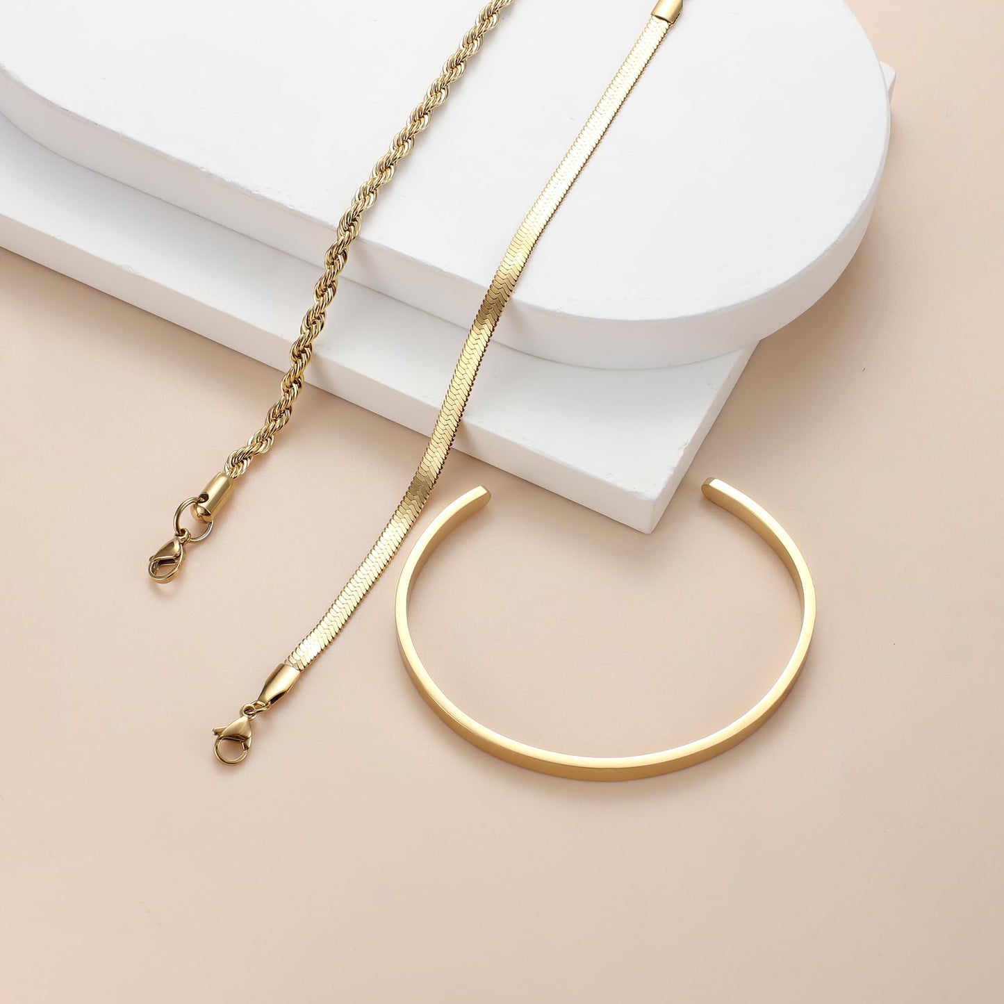 Finrezio 3-5 Stück Armband Damen Gold 14 Karat Vergoldet Stapelarmbänder Edelstahl Figaro Perlen Ketten Armbänder Verstellbare Armband Set Wasserdichter Gold Schmuck für Damen