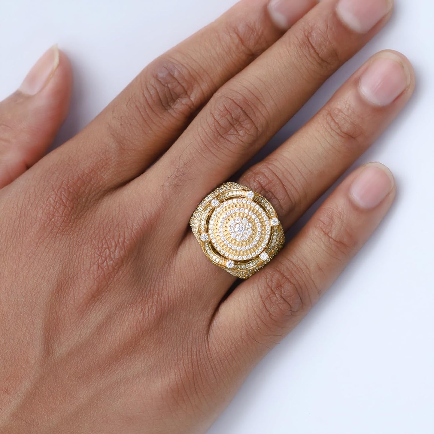 3 Karat Rundschliff Moissanit Diamant King Crown Circle Cluster Ehering für Herren aus 14 K Gelbgold über Sterling Silber Schmuck Geschenk für Männer (VVS1/3,00 Cttw)-10