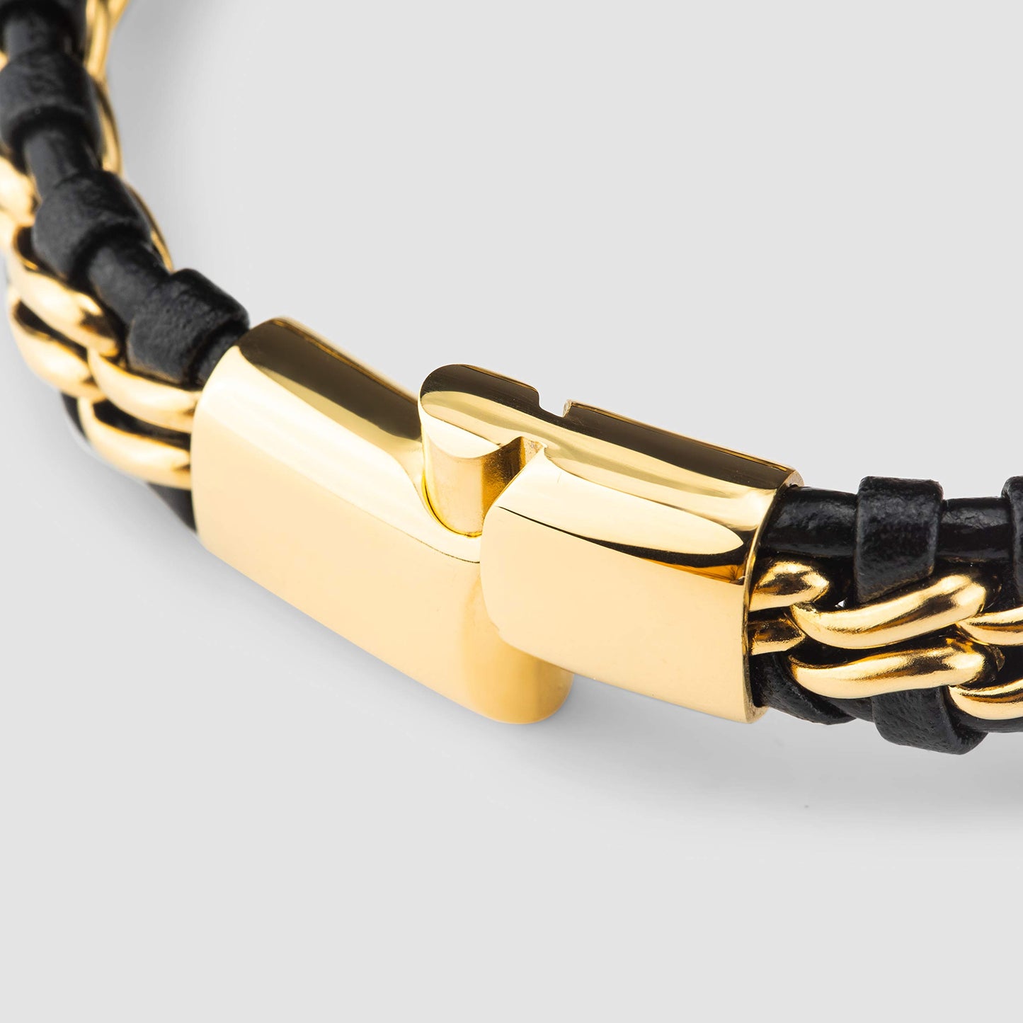 SERASAR Lederarmband Herren 20cm Gold Männer-Armband Leder-Armreif Herren-Lederband Herrenarmreif Armschmuck Leder-Schmuck Herrenschmuck Flecht-Armband Leder-Wickelarmband Leder-Kette Lederarmband