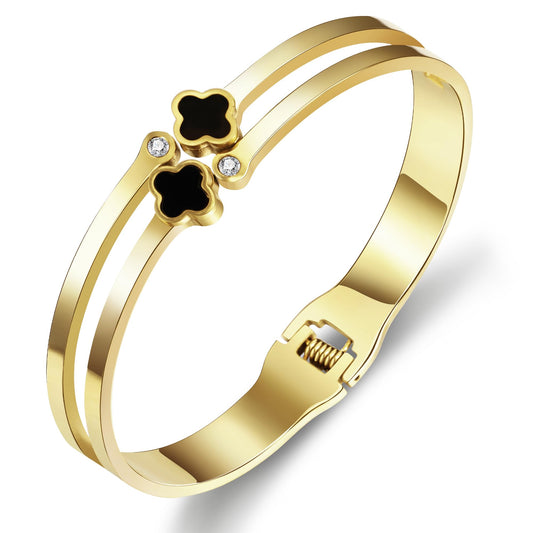 YeGieonr Armreif Armband Damen Gold, 18K Vergoldetes Edelstahl Vierblättriges Kleeblatt Manschettenarmreif, Personalisiertes Geburtstagsgeschenk für Frauen und Mädchen