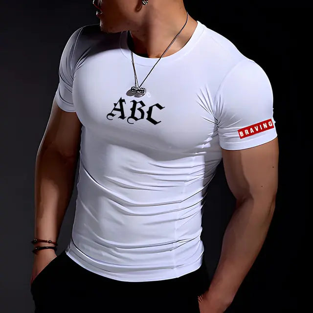 Enganliegendes T-Shirt für Männer
