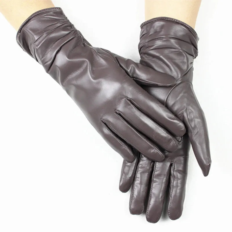 Sheepskin Leather Gloves Women's Fashion Elastic Style Velvet Lining to Keep Warm in Autumn and Winter Retro Color Points