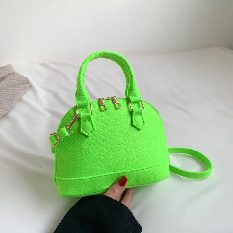 New Korean Women's Felt Bag Retro Handbag Shell Bags Urban Simple Fashion Versatile Commuter Single Shoulder Crossbody Bag