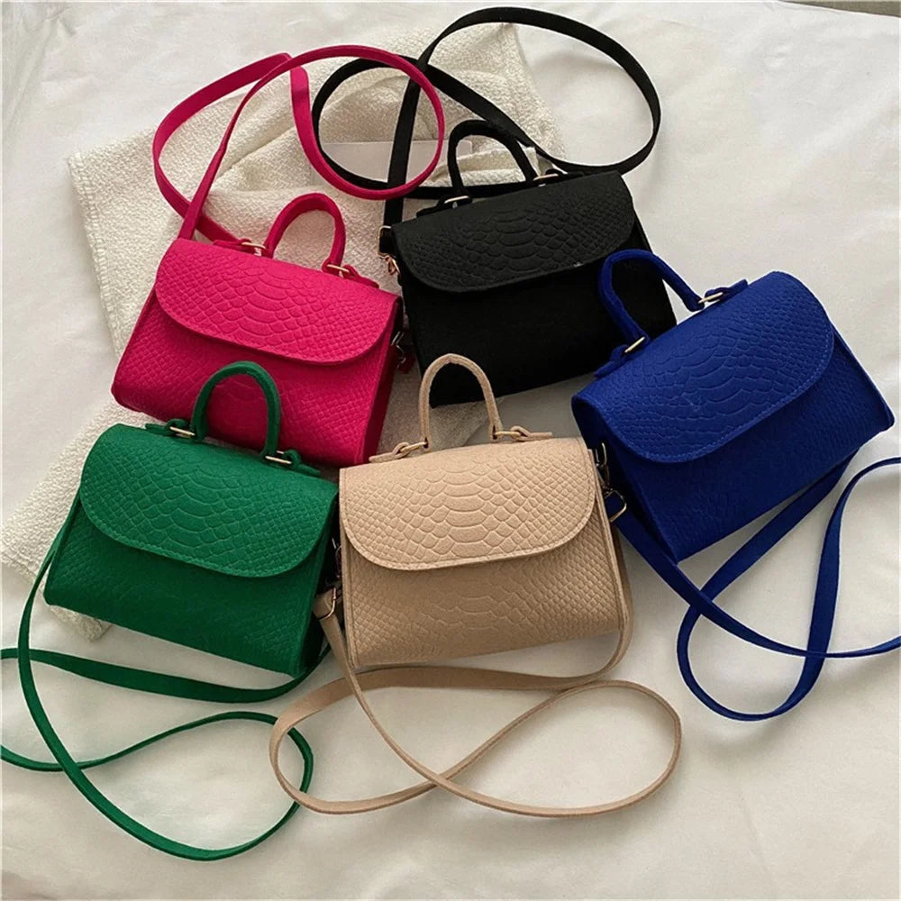 Fashion Felt Crossbody Bags for Women Armpit Bag Popular Crocodile Embossed Handbag Small Square Bag Retro Shoulder Bag Gifts
