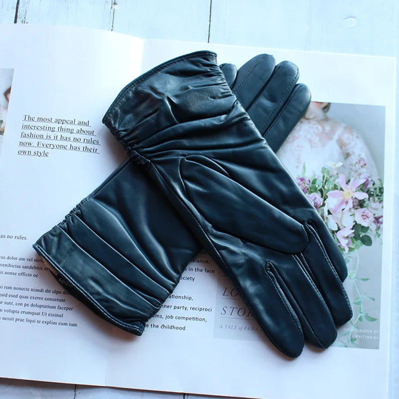 Sheepskin Leather Gloves Women's Fashion Elastic Style Velvet Lining to Keep Warm in Autumn and Winter Retro Color Points