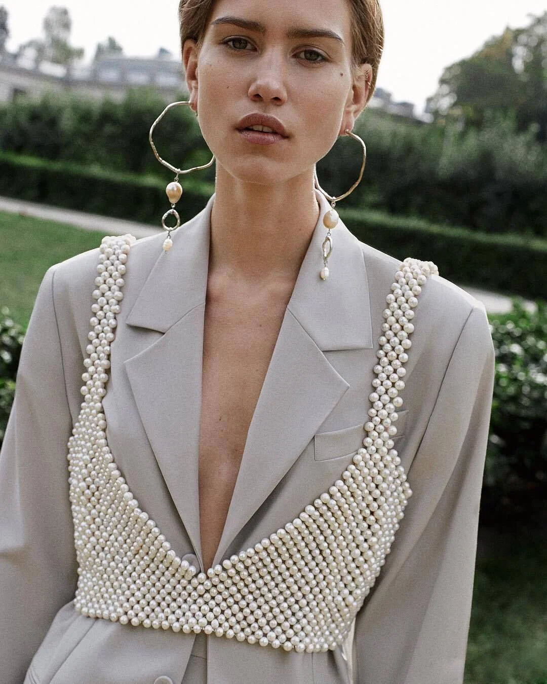Sexy Women Pearl Crop Top Fishnet Hollow Out Camisole Beach Holiday Cover-ups Chic Women Sleeveless  Summer Matching Vest Korean