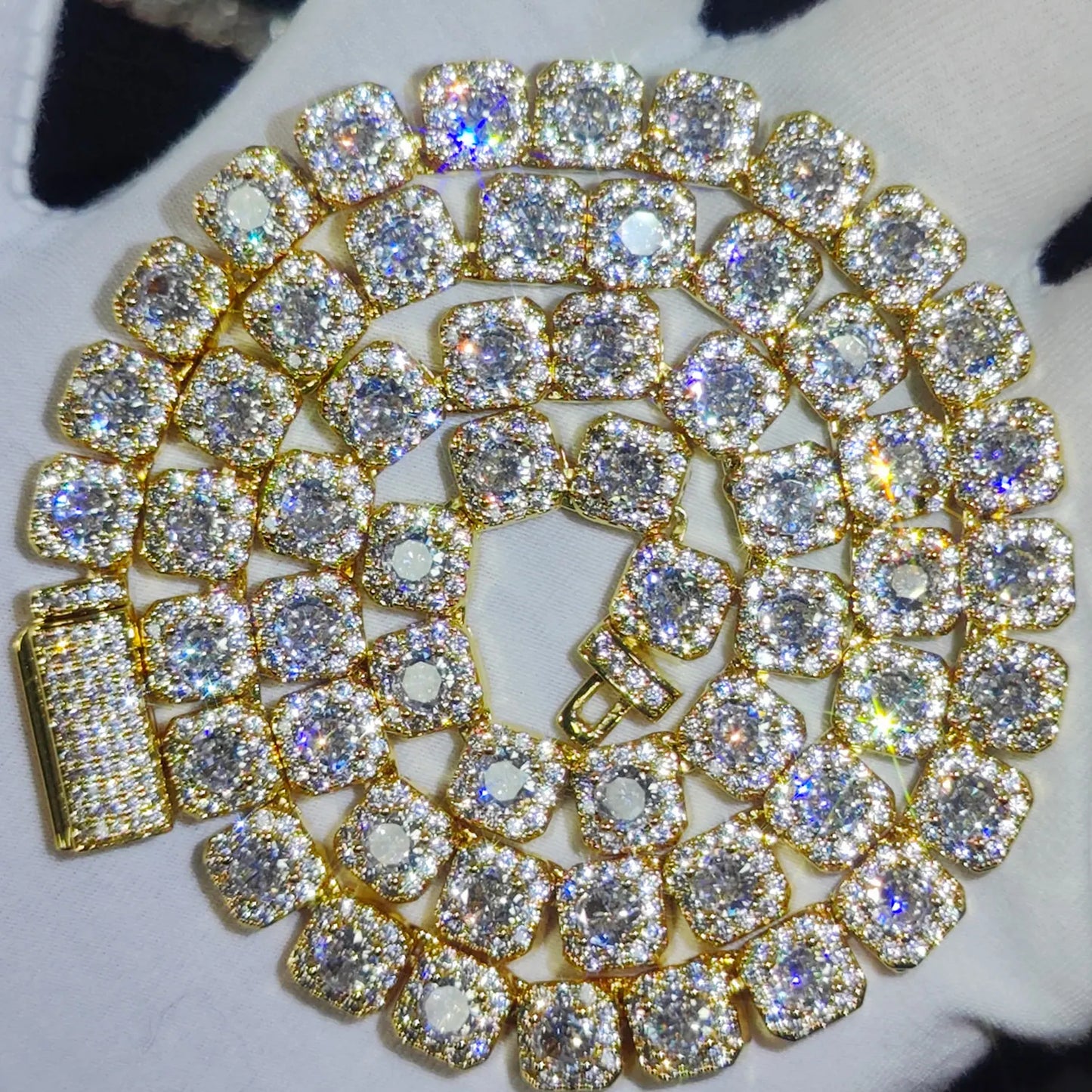 Clustered Diamond Tennis Chain Miami Cuban Link Chain for Women 7MM Iced Out CZ Cuban Necklace Hip Hop Jewelry Gifts