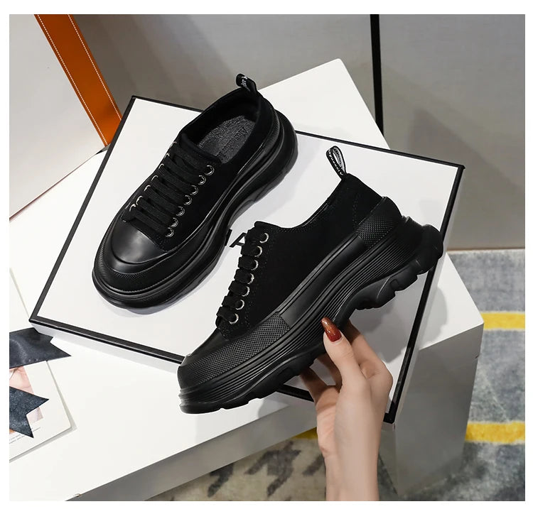 2024 Frühjahr Neue Damenschuhe Schnürschuhe Sport- und Freizeitschuhe für Herren Dicke Sohle Wasserdichte Plattform Weiche Erhöhte Leinwand Flache