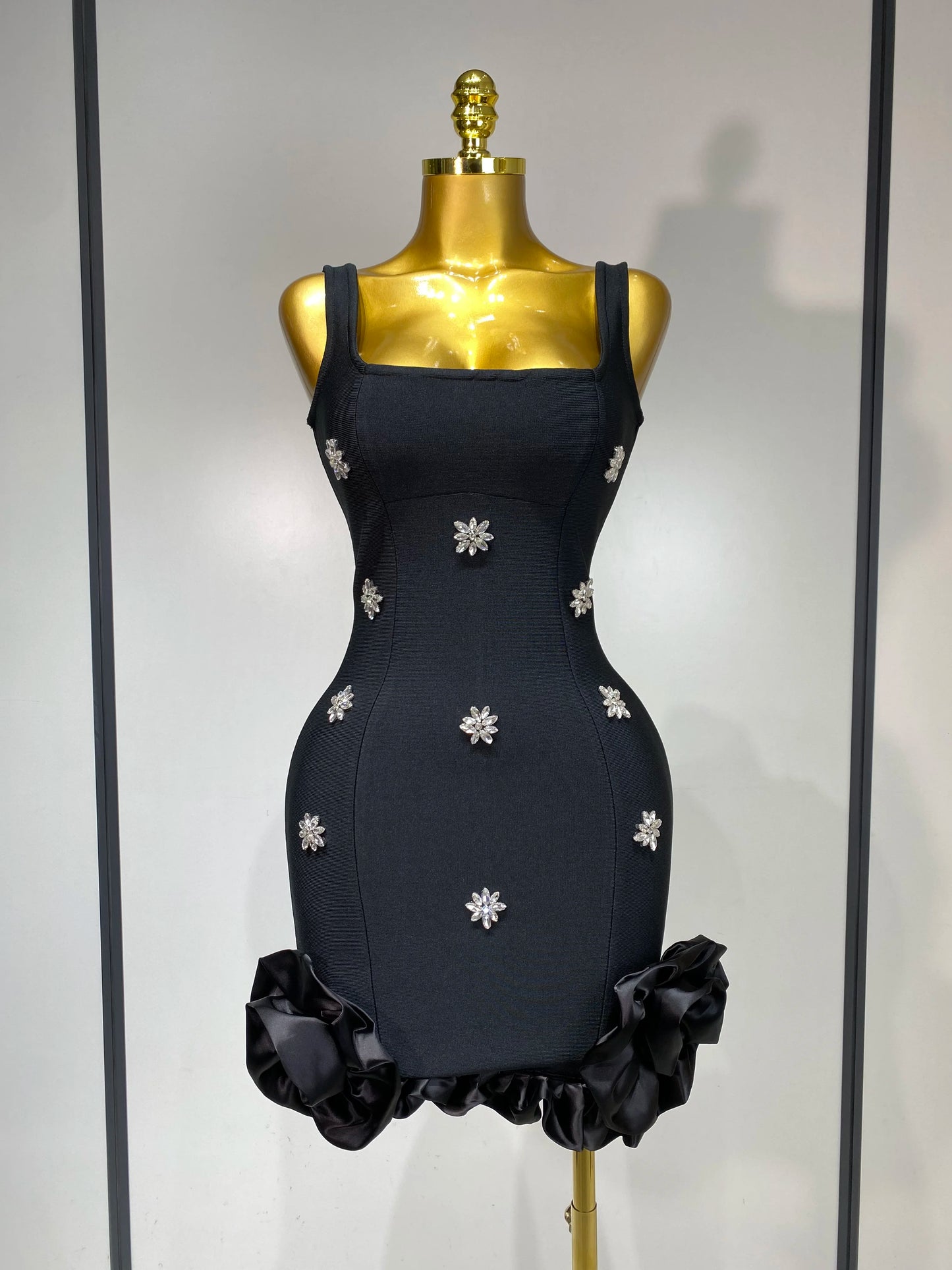 Women Sexy Square Collar Sparkly Rhinestone Bodycon Mini Bandage Dress Celebrate Evening Party Elegant Luxury Birthday Dress