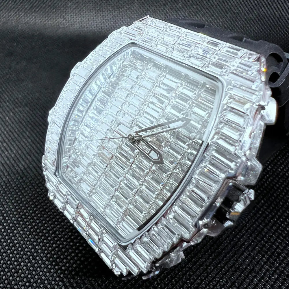 Luxusmarke Herrenuhr Mode Einzigartige Tonneau Uhren Diamant Blingbling Zifferblatt Wasserdicht Gummiband Armbanduhr Heißer Verkauf Geschenk