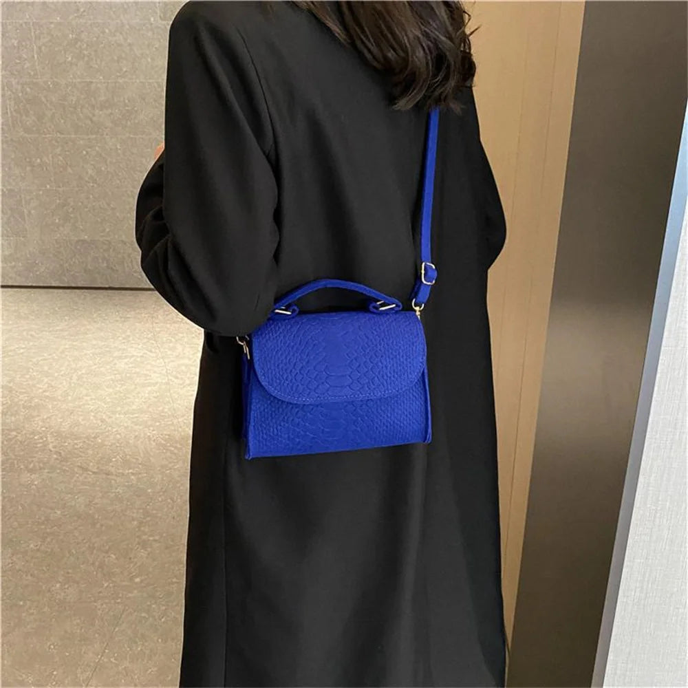 Fashion Felt Crossbody Bags for Women Armpit Bag Popular Crocodile Embossed Handbag Small Square Bag Retro Shoulder Bag Gifts