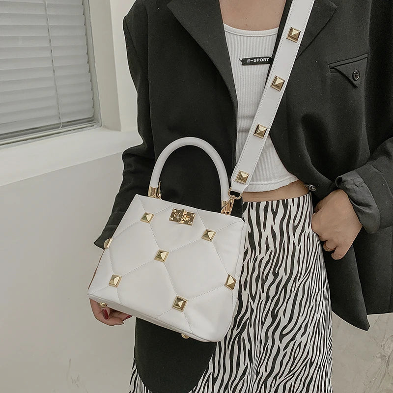 Fashion Rivet Shoulder Bag New Trend Women's Handbag High-quality Wild Crossbody Bags Purse Luxury Brand Female Phone Pack