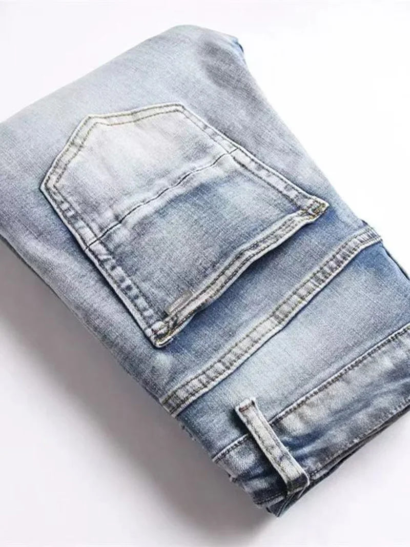 Men's Hip-Hop Style Distressed Holes Jeans Wash Ripped Pants with Red Embroidered Patches Casual Trendy Streetwear Trousers