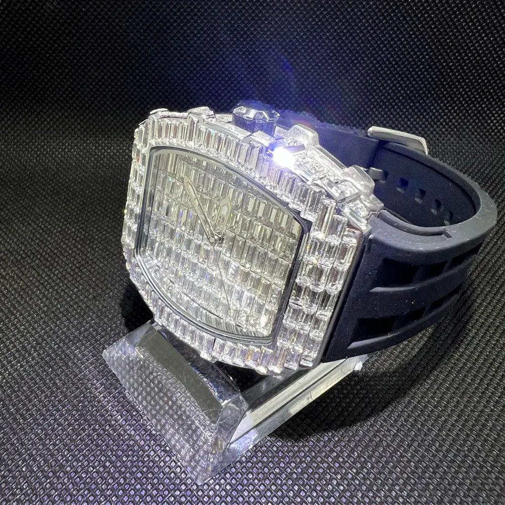 Luxusmarke Herrenuhr Mode Einzigartige Tonneau Uhren Diamant Blingbling Zifferblatt Wasserdicht Gummiband Armbanduhr Heißer Verkauf Geschenk