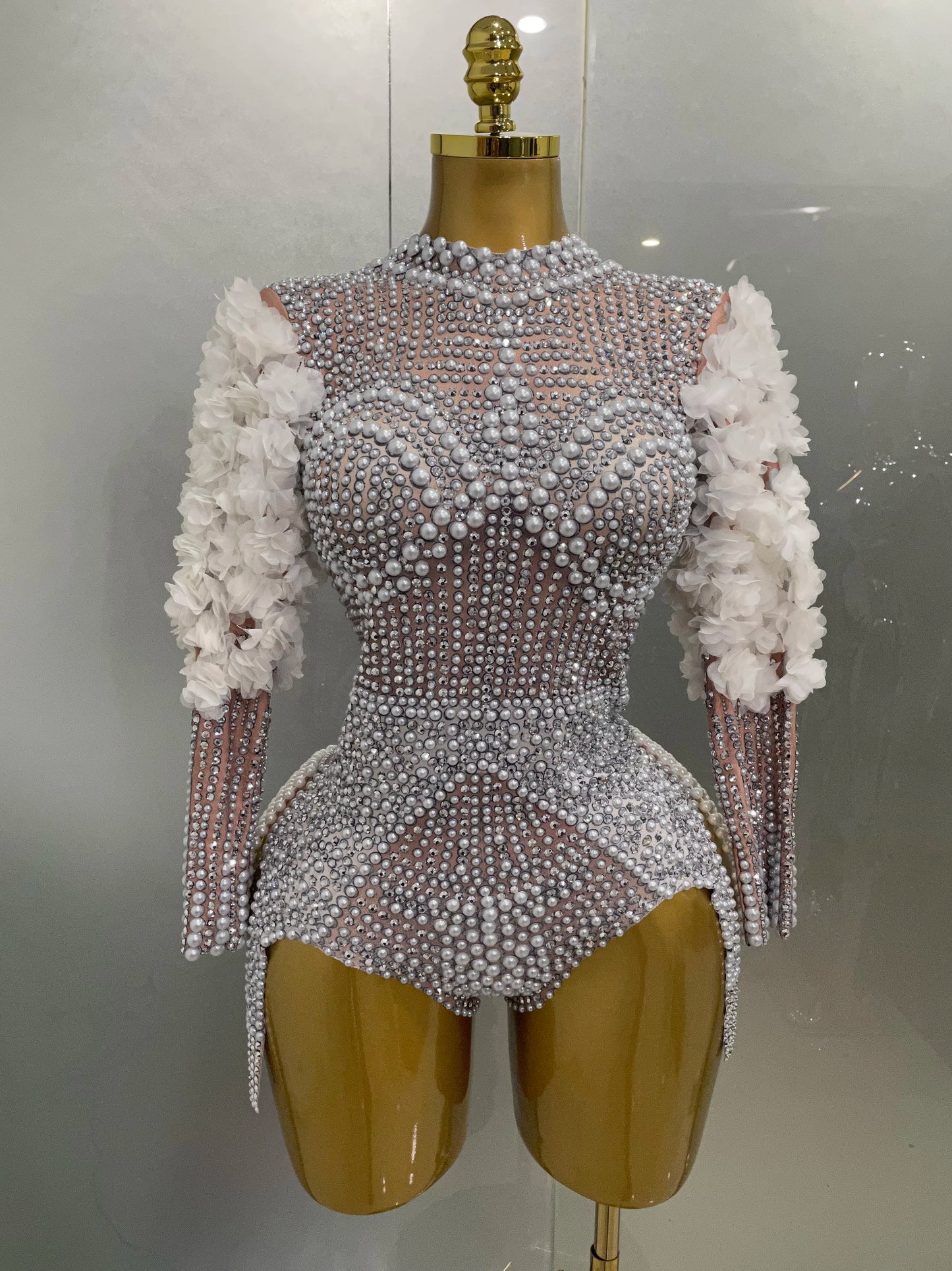 Sexy Luxury Sparkle Diamond Pearls Flower Bodysuits 2025 Women Birthday Party Leotard Dancer Nightclub Performance Stage Outfit