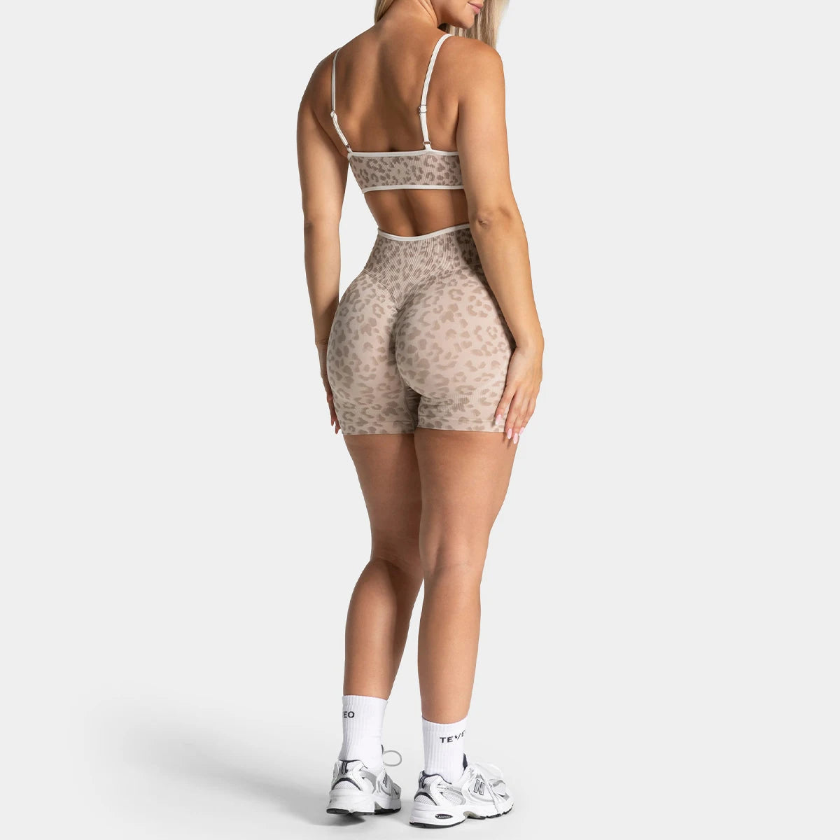 Women Leopard Print 2 Piece Yoga Set High Waist Butt Lift Biker Shorts Adjustable Strap Sports Bra Gym Workout Activewear