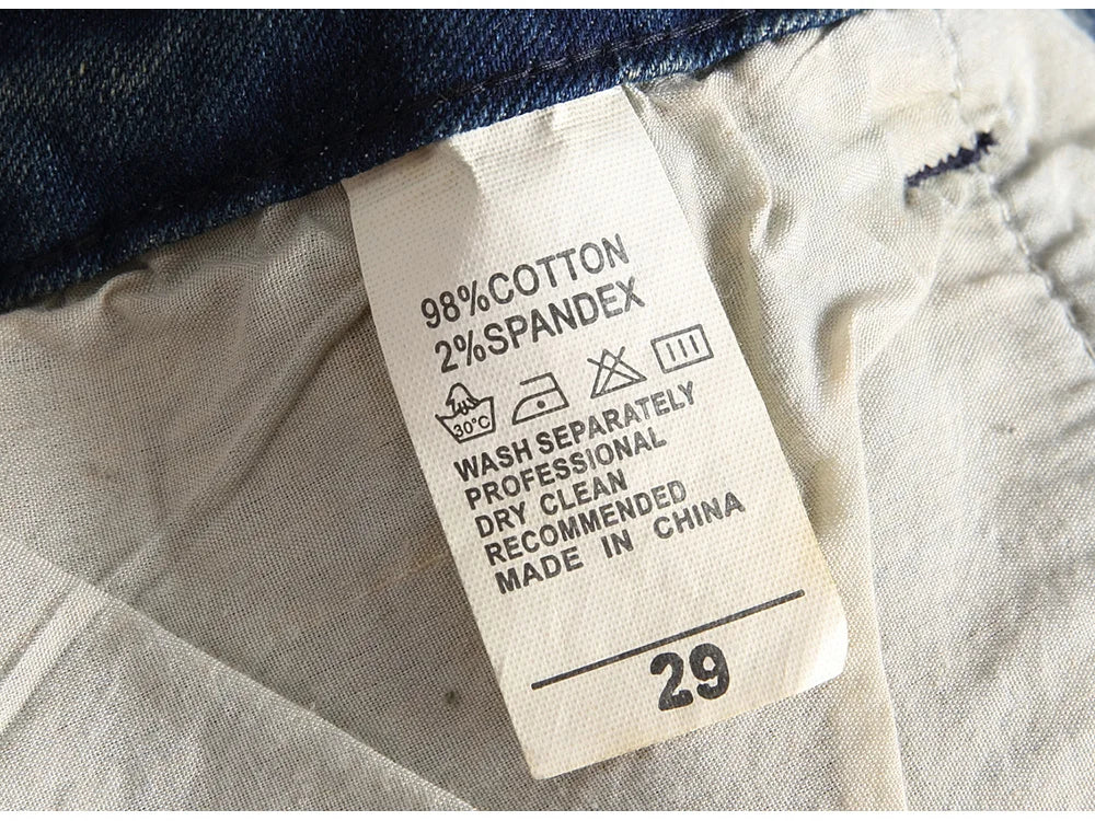 Herren Bedruckte Stretch-Jeans Streetwear Charakter Totenkopf Flamme Bemalte Hose Vintage Knöpfe Fly Schlanke zerrissene Hose