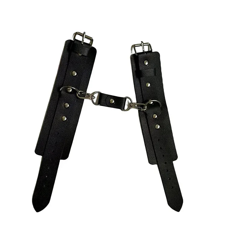 Gothic Style Metal Hook Bracelet Hot Sale Of The Season Women's Fashion Performance Street Dance Leather round Ring Men's Bar Me