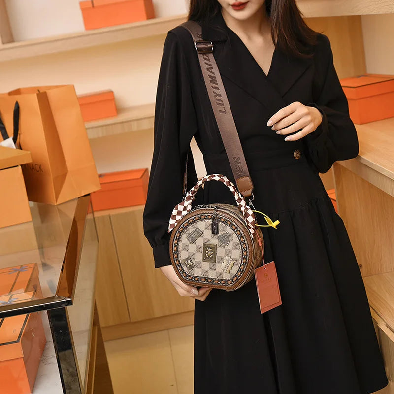 High-End Handbags Round Bag For Women Casual Luxury Fashion Personality Crossbody Bag Badage Bear Pattern Shoulder Messenger Bag