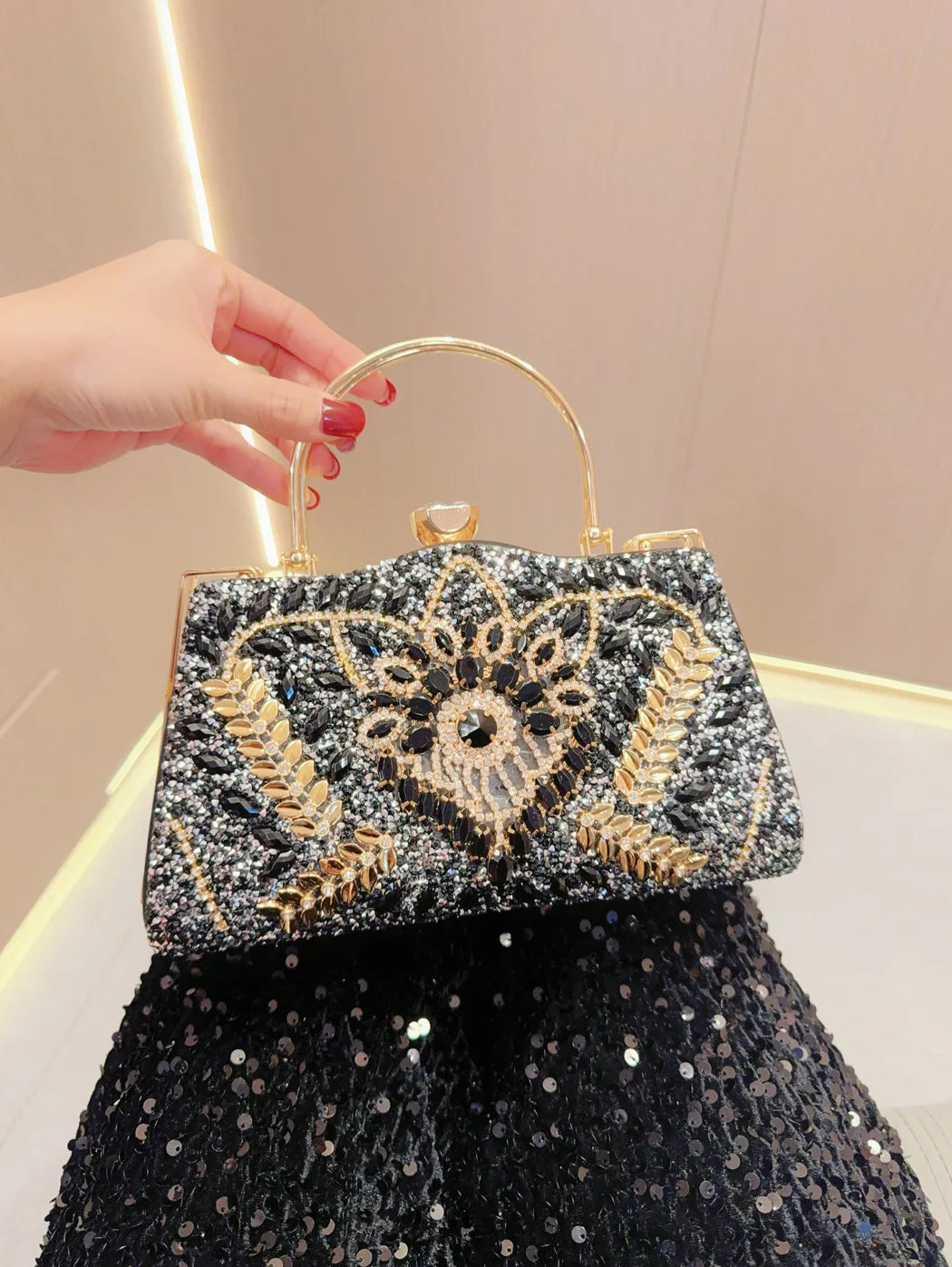 Evening Clutch Bag for Women Wedding Flower Diamond Clutch Purses Chain Designer Luxury Bag Party Handbag with Metal Handle
