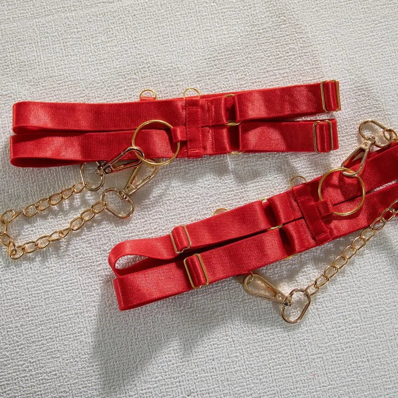 Toucheart Sexy Lingerie Suit for Women Sexy Fashionable Metal Chain Complex Craftsmanship Front Button Sex Hollow Out Underwear
