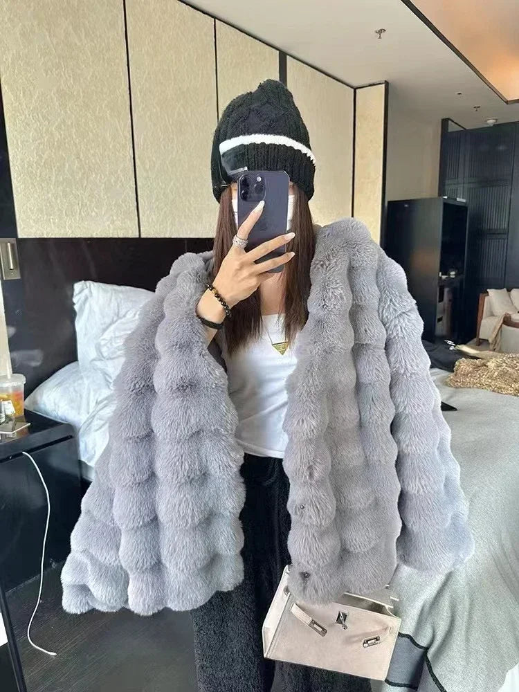 White Fur Coat for Women  Autumn and Winter New Style Short Imitation Fur Plush Collarless Top Short Top Warm and Trend