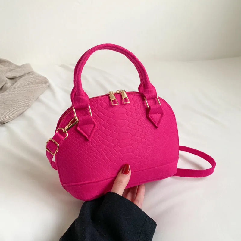 New Korean Women's Felt Bag Retro Handbag Shell Bags Urban Simple Fashion Versatile Commuter Single Shoulder Crossbody Bag