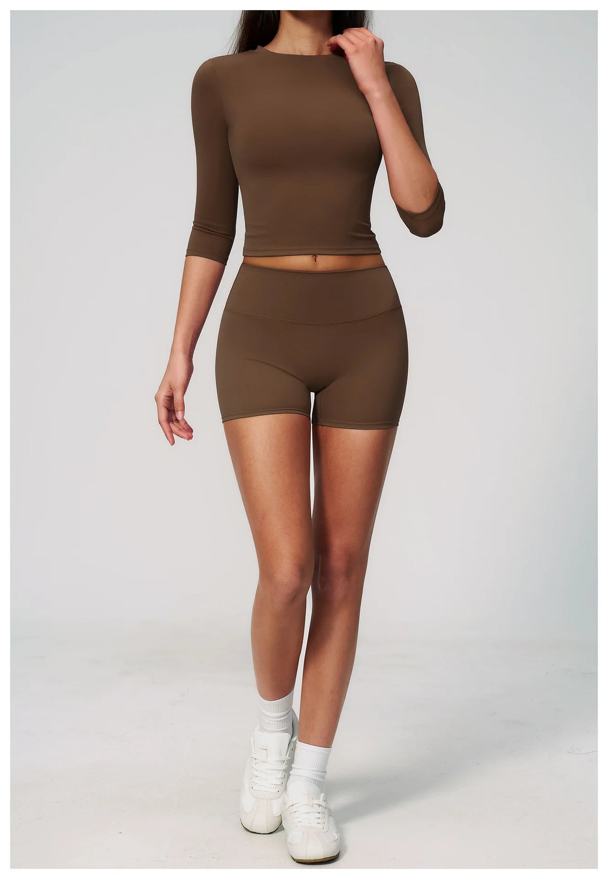 Sportswear Workout Clothes 2026 New Yoga Outfit Set For Women Slim Fit Mid Sleeve Shorts Outdoor Fitness Half Sleeve Sports Suit