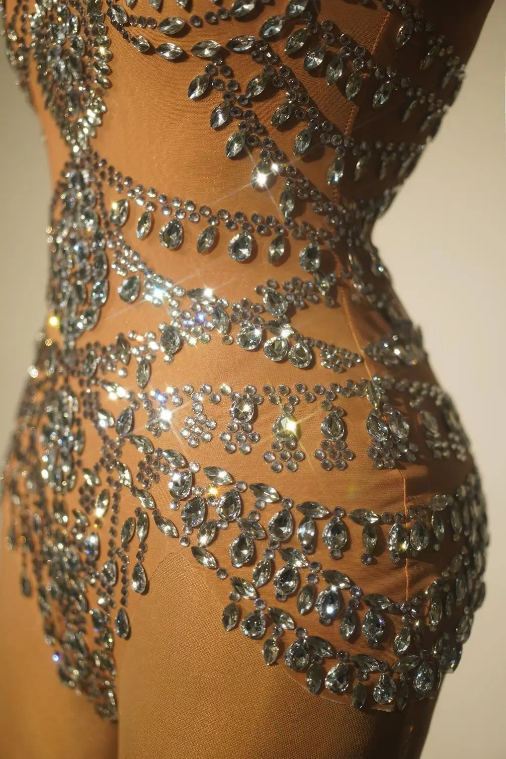 Women Sexy Mesh Sheer High-quality Rhinestone Bodysuit Dance Stage Performance Costume Singer Party Club Show Bodysuit Wuniang