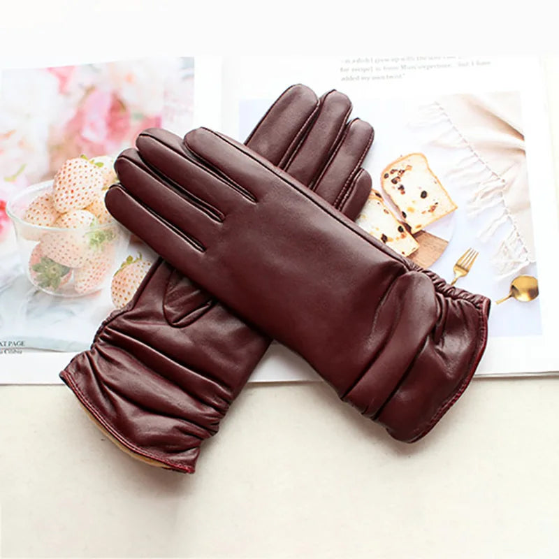 Sheepskin Leather Gloves Women's Fashion Elastic Style Velvet Lining to Keep Warm in Autumn and Winter Retro Color Points