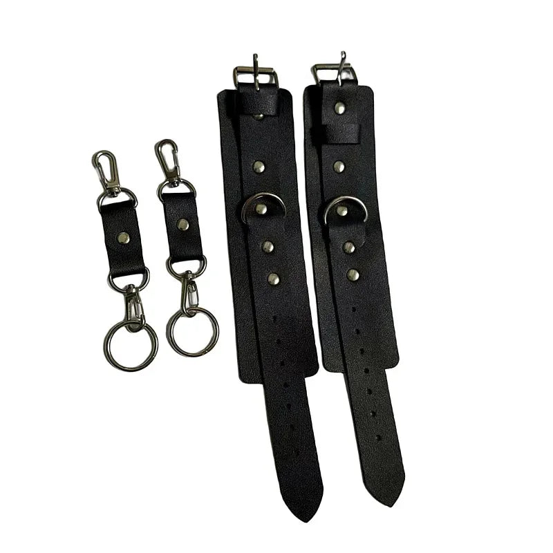 Gothic Style Metal Hook Bracelet Hot Sale Of The Season Women's Fashion Performance Street Dance Leather round Ring Men's Bar Me