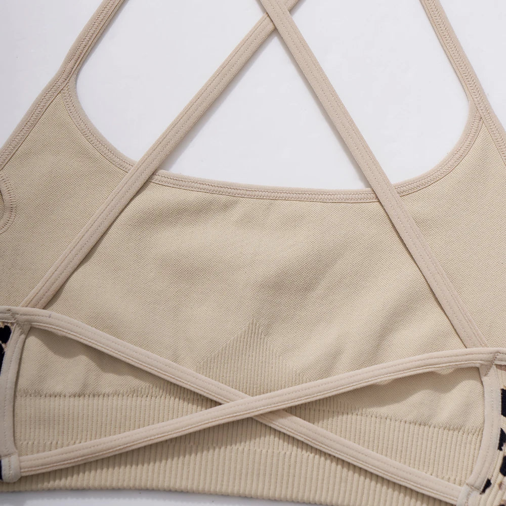 Women Seamless Workout Sets Strappy Sports Bra High Waist Booty Shorts Outfits Sportswear Running Exercise Yoga Sets Female