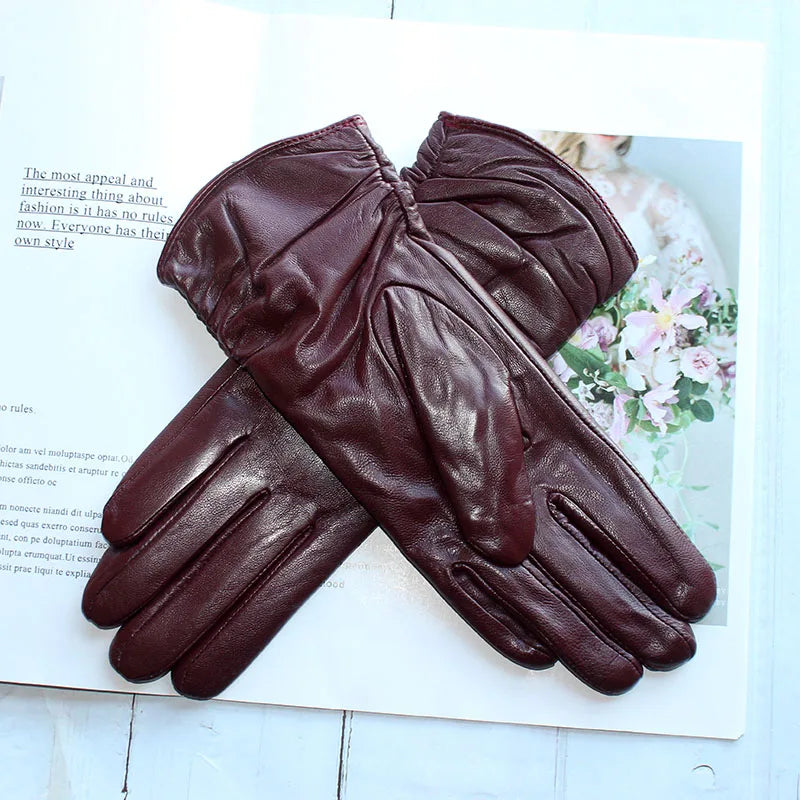 Sheepskin Leather Gloves Women's Fashion Elastic Style Velvet Lining to Keep Warm in Autumn and Winter Retro Color Points