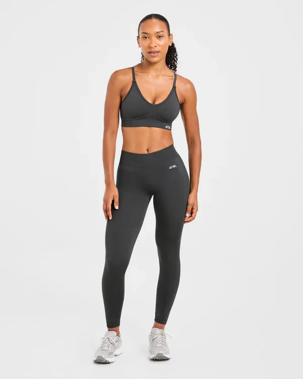 Brand Women's Sports & Yoga Set: Seamless Compression Shorts and Yoga Bra—Moisture-Wicking, Non-Slip, and Secure.