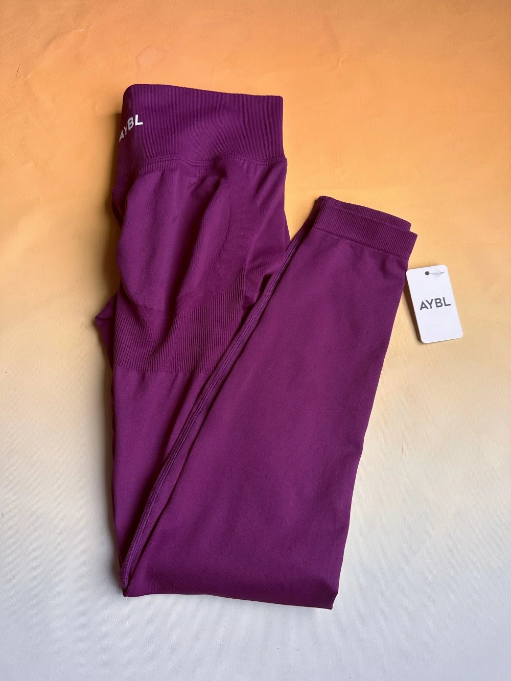 Brand Women's Sports & Yoga Set: Seamless Compression Shorts and Yoga Bra—Moisture-Wicking, Non-Slip, and Secure.