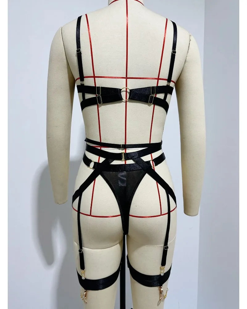 Toucheart Sexy Lingerie Suit for Women Sexy Fashionable Metal Chain Complex Craftsmanship Front Button Sex Hollow Out Underwear