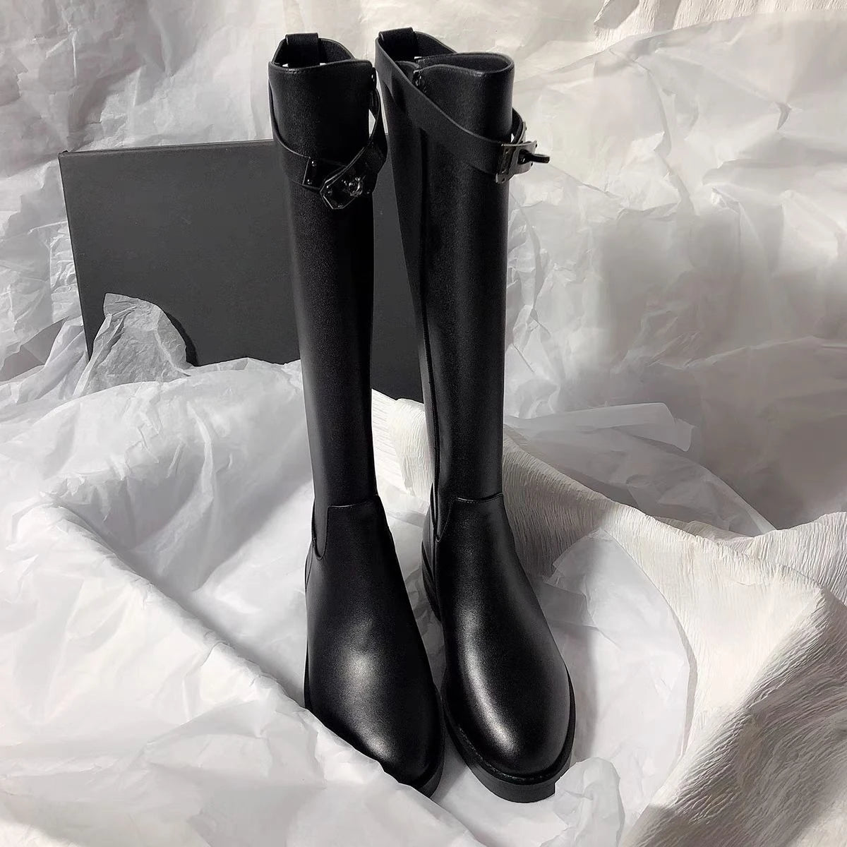 Black Elegant with Low Heels Round Toe Ladies Knee High Shaft Shoes Autumn Winter Fleece-Lined Gothic Leather Women's Long Boots