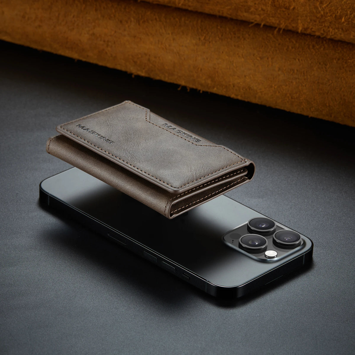 Luxury Fashion Short Strong Magnetic Premium Leather Wallet Men's Coin Cash Cards Holder Women's Foldable Mini Wallet Purse