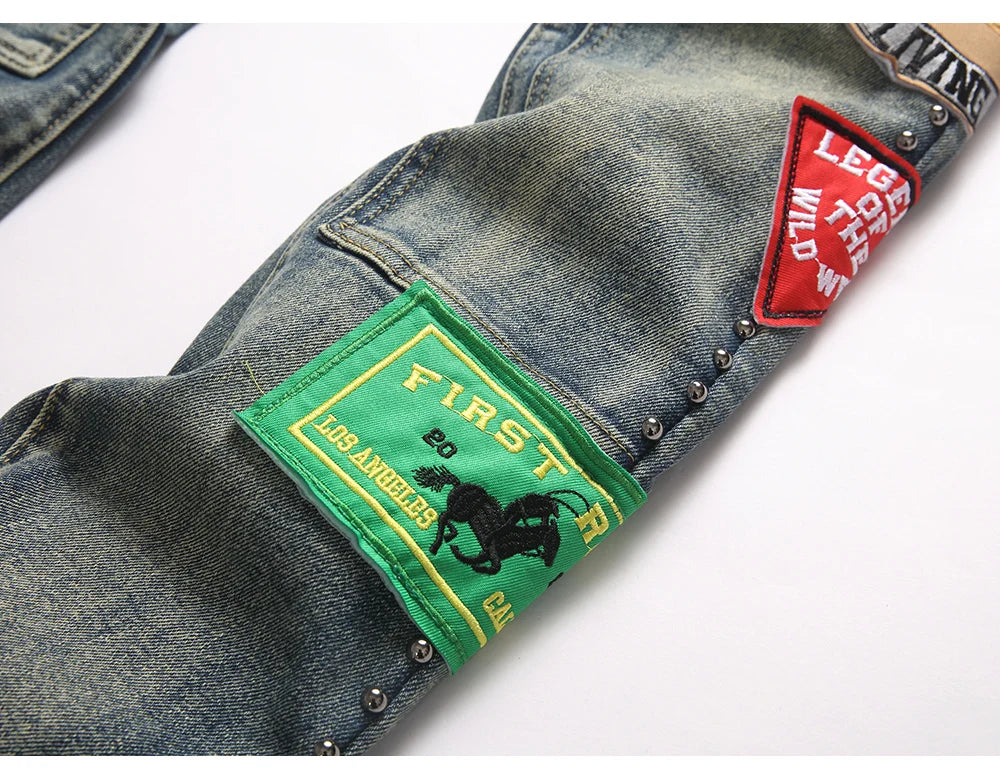 Men's Badge Patch Boot Cut Jeans Rivet Vintage Retro Blue Stretch Denim Pants Streetwear Slim Flared Trousers
