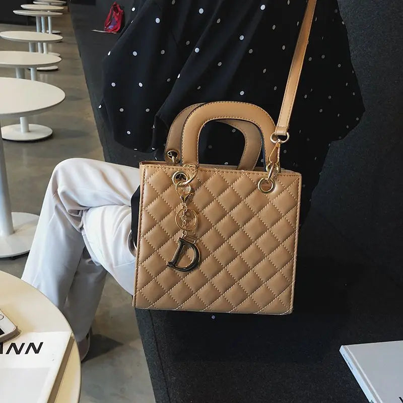 High Quality Leather HandBag Luxury Designer for Women New Trendy Large Capacity Crossbody Bag Female Diana Shoulder Bag