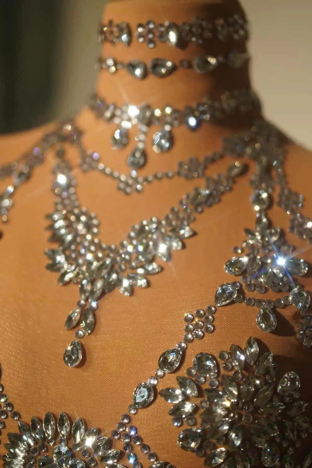 Women Sexy Mesh Sheer High-quality Rhinestone Bodysuit Dance Stage Performance Costume Singer Party Club Show Bodysuit Wuniang