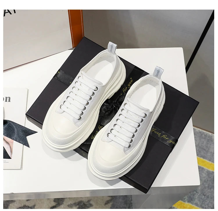 2024 Frühjahr Neue Damenschuhe Schnürschuhe Sport- und Freizeitschuhe für Herren Dicke Sohle Wasserdichte Plattform Weiche Erhöhte Leinwand Flache