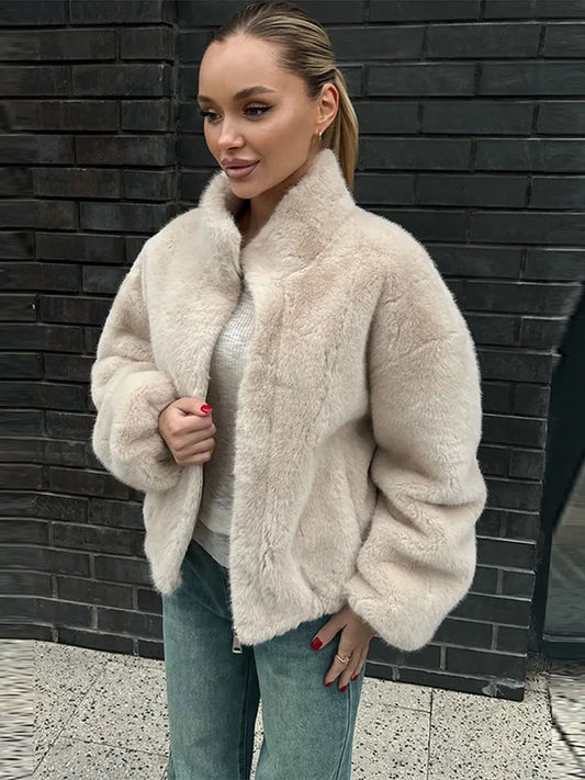 2025 Winter Coat Women Warm Outerwear Loose Fur Faux Coat Women Elegant Jacket Long Sleeve Zipper Female Short Coats