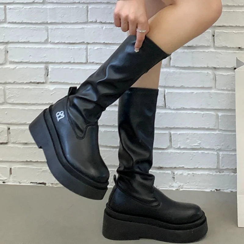 Autumn/winter New Round Toe Square Heel Fashionable Elegant Women's High Boots Thick Soles Retro Temperament Knight Boots