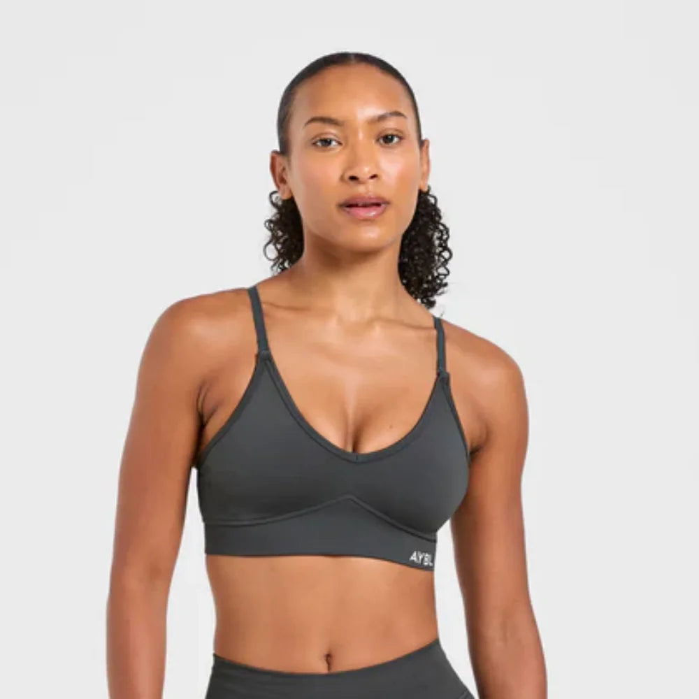 Brand Women's Sports & Yoga Set: Seamless Compression Shorts and Yoga Bra—Moisture-Wicking, Non-Slip, and Secure.
